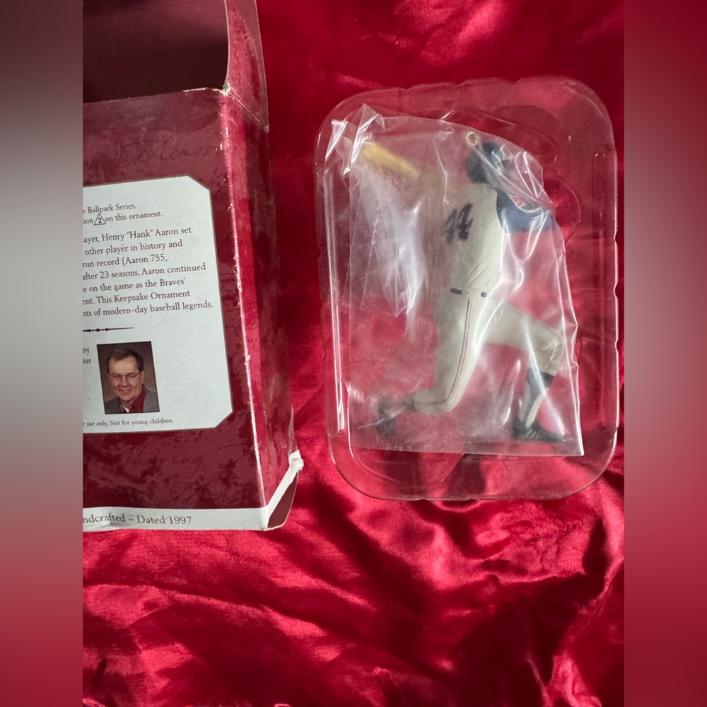Vintage KEEPSAKE the Label tree ornaments ⚾️ players Nolan Ryan & Hank Aaron nwt - Picture 11 of 12